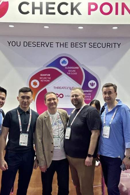 GISEC - это выставка, которая собирает ведущих экспертов, разработчиков и представителей бизнес-сообщества в области ИБ, чтобы поделиться знаниями, новыми технологиями и инновационными решениями